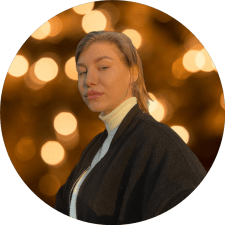 Freelancer Alona S. — Ukraine, Kyiv. Core skill — Contextual Advertising, Social Media Advertising