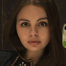 Freelancer Amina D. — Ukraine, Odessa. Core skill — Databases & SQL, Copywriting