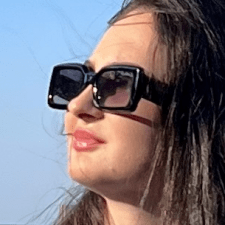 Freelancer Anastasiia M. — Czech Republic, Praha. Core skill — Text Translation, Presentations