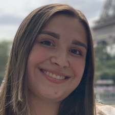 Freelancer Anastasiya R. — France, Paris. Core skill — Articles & Blog Posts, Ukrainian