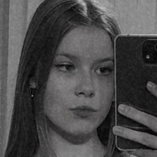 Freelancer Anna T. — Ukraine, Kyiv. Core skill — Presentations