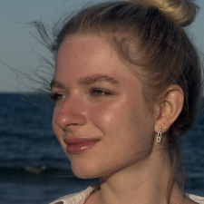 Freelancer Anita Y. — Ukraine, Ivano-Frankovsk. Core skill — Interface Design (UI/UX), Business Card Design
