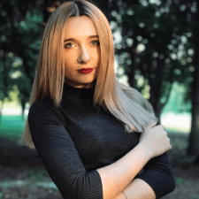 Анна Иващенко