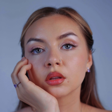 Client Anna K. — Ukraine, Kyiv.