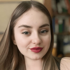 Freelancer Anna V. — Ukraine, Odessa. Core skill — English, Social Media Page Design