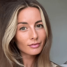 Freelancer Anna M. — Ukraine, Czernomorsk. Core skill — Text Translation, Data Processing