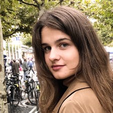Фрилансер Anna S. — Германия, Frankfurt am Main. Специализация — Копирайтинг, Обработка видео