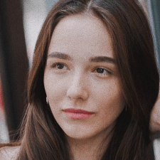 Фрилансер Анна П. — Украина, Днепр. Специализация — Дизайн интерфейсов (UI/UX), Перевод текстов