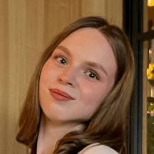 Freelancer Anastasiya M. — Ukraina, Kamieńskie. Specjalizacja — Reklama w mediach społecznościowych, Promocja w sieciach społecznościowych (SMM)