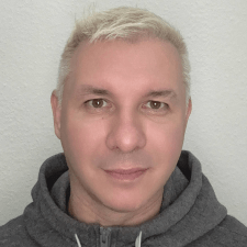Freelancer Anton S. — Ukraina, Kijów. Specjalizacja — Programowanie na iOS (iPhone i iPad)