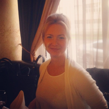 Freelancer Yelena S. — Ukraina, Kijów. Specjalizacja — Tłumaczenie tekstów, Copywriting