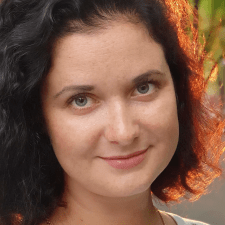 Freelancer Iryna T. — Ukraine, Kharkiv. Core skill — HTML & CSS