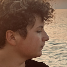 Freelancer Artem P. — Ukraine, Odessa. Core skill — Presentations