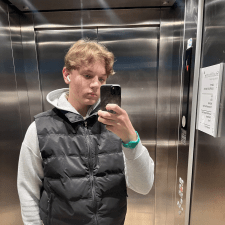 Freelancer Artur H. — Deutschland, Passau. Fachgebiet — Python, 3D-Modellierung