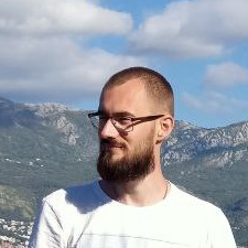 Freelancer Artur O. — Ukraine, Kyiv. Core skill — Interface Design (UI/UX), Logo Design