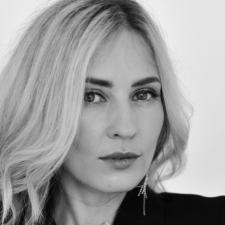 Freelancer Valeriia A. — Ukraina. Specjalizacja — Projektowanie opakowań i etykiet, Loga