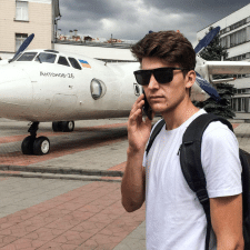 Freelancer Artem G. — Ukraine, Kyiv. Core skill — 3D Modeling, Video Advertising