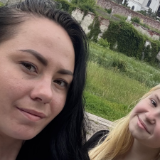 Freelancer Yeliana B. — Ukraina, Rakitnoe. Specjalizacja — Język angielski, AI tekst