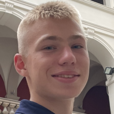 Freelancer Dmitro B. — Ukraine, Krivoi Rog. Core skill — AI Art, Banners