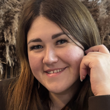 Freelancer Oksana S. — Ukraine, Khmelnitskyi. Core skill — Content Management