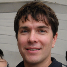 Freelancer Bob B. — Ukraina, Kijów. Specjalizacja — Tłumaczenie tekstów, Python