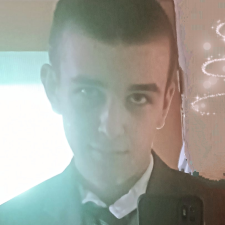 Freelancer Maksim B. — Ukraine, Zhashkov. Core skill — AI Art, Presentations