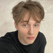 Freelancer Bogdan — Ukraine, Khmelnitskyi. Core skill — Hybrid Mobile Apps, Web Programming