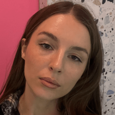 Freelancer Olena K. — Ukraina, Kijów. Specjalizacja — Edycja i korekta tekstu, Publikacja ogłoszeń