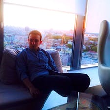Фрилансер Мирон М. — Украина, Киев. Специализация — Поисковое продвижение (SEO), Продажи и генерация лидов