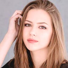 Freelancer Darya S. — Ukraina, Charków. Specjalizacja — Tłumaczenie tekstów, Język angielski