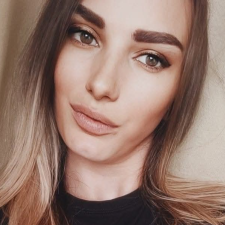 Freelancer Kateryna D. — Ukraine, Kamenskoye. Core skill — Banners