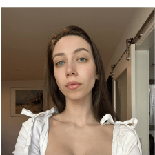 Заказчик Daria H. — США.