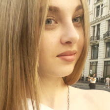 Freelancer Daryna F. — Ukraine, Rovno. Core skill — AI Art, Business Card Design
