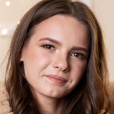 Freelancer Daryna R. — Ukraina, Użhorod. Specjalizacja — Copywriting