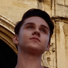 Freelancer Denis I. — Ukraina, Krzemieńczug. Specjalizacja — Projektowanie wizytówek, Loga