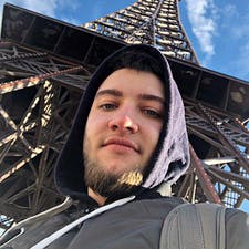 Фрилансер Макар Д. — Украина, Днепр. Специализация — Работа с клиентами, Разработка под iOS (iPhone и iPad)
