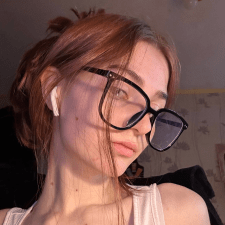 Freelancer Diana R. — Ukraine, Odessa. Specialization — Infographics, Content Management