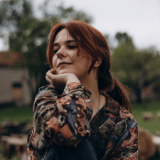 Freelancer Viktoriia V. — Ukraina, Kijów. Specjalizacja — Projektowanie stron internetowych, Identyfikacja wizualna