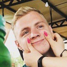 Freelancer Dmitry B. — Ukraina, Bielaja Cerkowa. Specjalizacja — Tłumaczenie tekstów, Praca z klientami