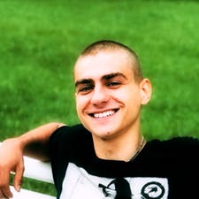 Фрилансер Дмитрий В. — Украина, Черновцы. Специализация — Копирайтинг