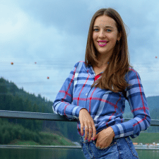 Freelancer Irina D. — Ukraina, Czerkasy. Specjalizacja — Projektowanie stron internetowych, Projektowanie interfejsów użytkownika (UI/UX)