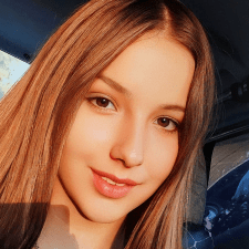 Freelancer Dar'ya D. — Ukraine. Core skill — Web Programming, Web Programming