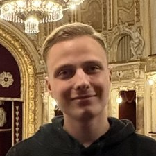 Freelancer Dmytro R. — Ukraina, Aleksandria. Specjalizacja — Programowanie stron internetowych, Tworzenie chatbota