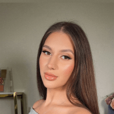 Freelancer Daria Y. — Lithuania, Vilnyus. Core skill — Social Media Marketing (SMM), Content Management