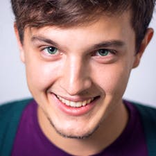 Freelancer Yehor V. — Ukraina, Kijów. Specjalizacja — Tłumaczenie tekstów, Pisanie artykułów