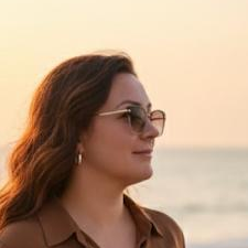 Freelancer Elena E. — Turcja, Antalya. Specjalizacja — Copywriting, Przepisywanie tekstów (rewright)