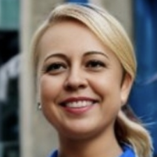 Елена Лалакулич