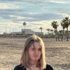 Freelancer Yelyzaveta R. — Ukraina, Charków. Specjalizacja — Opracowanie prezentacji