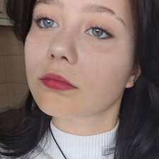 Freelancer Eva L. — Ukraine, Brovary. Core skill — Text Translation, AI Art