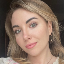 Freelancer Olga S. — Ukraina, Kijów. Specjalizacja — Copywriting, Pisanie artykułów